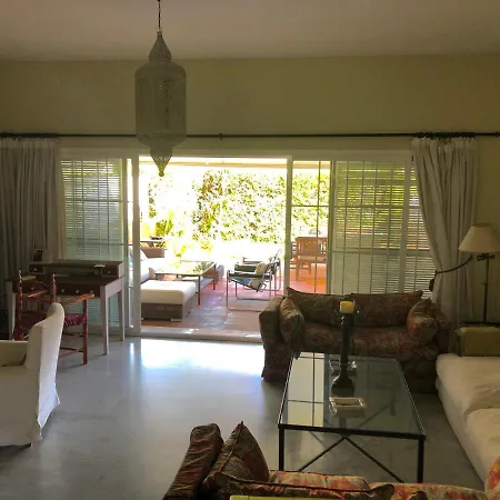 Jardines del golf Сasa de vacaciones Estepona